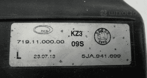 Skoda rapid 5JA halogen lewy 3