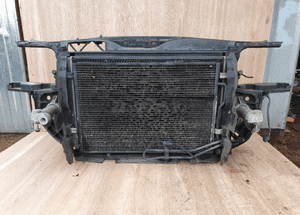 Pas Przedni Wzmocnienie Czołowe Chlodnice Wentylator 2.0 ALT 130KM AUDI A4 B6 Sedan Kombi 8E0805594B 1