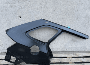 Blotnik tyl tylny prawy skoda fabia iii 3 6V 6V9 kombi nowka orginalny 1