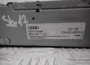 Zmieniarka cd czytnik audi A3 A4 B6 B7 8E0035111D 4