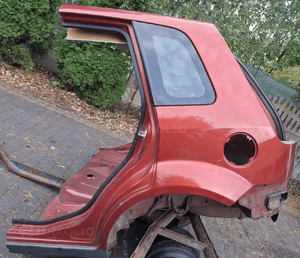 Ford Fiesta MK6  błotnik tył tylny prawy lewy T5 5