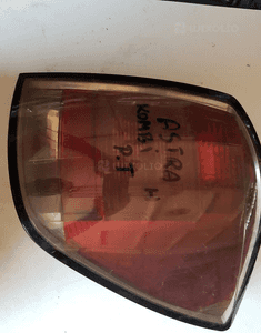 lampa prawa tył astra h 3 kombi 1
