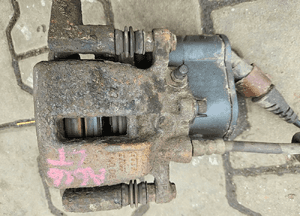 Audi A6 C6 zacisk hamulcowy tył tylny prawy lewy 9
