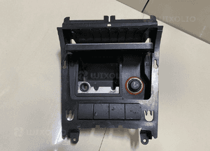 VW GOLF V POPIELNICZKA 1K0857961 2