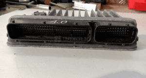 TOYOTA YARIS III komputer sterownik silnika ECU 2011-2019 89661-0DC00 3