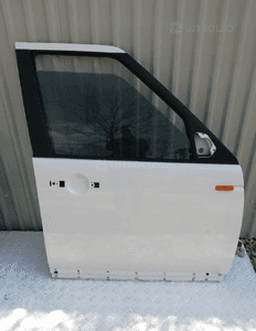Land rover discovery 3 4 L319 drzwi przód prawe 4