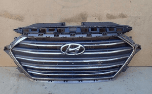 Atrapa grill gril hyundai elantra 2016- 1