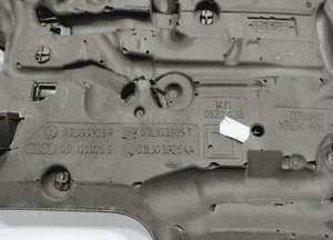 Osłona silnika na silnik audi tt 8J 2.0 tdi 03L103925T 2006-2014 7