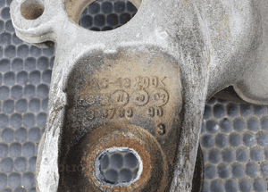 Łapa Wspornik 8E0399263S Poduszka Podpora Belka Skrzyni Skrzynia Biegów Audi A4 B6 B7 5