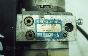 POMPA DACHU A2308000030 MERCEDES SL R230 02 2