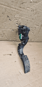 Pedał gazu potencjometr Audi A4 B6 1.8T 8EI721523A 8E1721523A 2