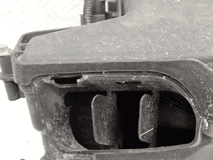 Obudowa filtra powietrza ford c-max  AV61-9600-BG 2