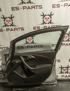 Drzwi prawy przód opel astra j Z176 4