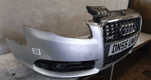 Zderzak przód przedni do audi A4 B7 halogeny grill s line LY7W srebrny 4