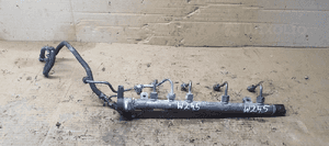 Listwa wtryskowa Mercedes B-Klasa W245 2.0 CDI A6110780449 1