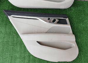 Tapicerki tapicerka drzwi bmw 6 G16 8
