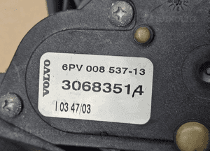 Volvo S60 V70S80  pedał potencjometr gazu 2.4   30636004 6