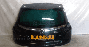 Klapa tył tylna bagażnika opel insignia a kombi Z22C czarny 1
