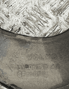 WAHACZ TYL TYLNY GORNY POPRZECZNY VOLVO V60 V70 2