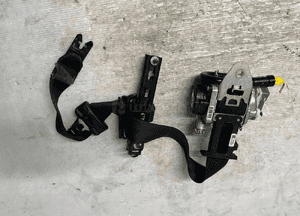 Volvo S60 ii lift pas bezpieczeństwa z napinaczem 616155800 2