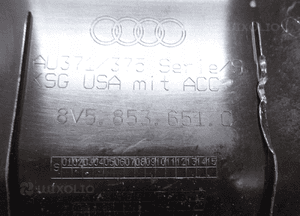Grill atrapa audi A3 8V 12-16r s-line radar sedan 8V5853651C 12