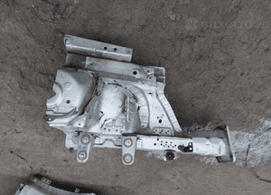 Volvo XC60 podłużnica ćwiartka lewa przód 08-13 2