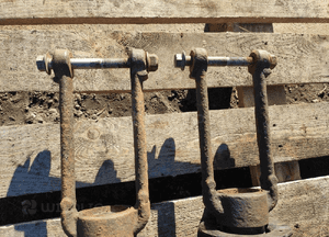 JEEP CHEROKEE LIBERTY KK 2.8 CRD 07-12r AMORTYZATOR LEWY PRAWY PRZÓD BDB 11