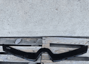 Atrapa grill listwa przód renault clio iv 4 2012- 1