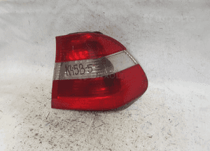 * LAMPA TYLNA PRAWA TYŁ PRAWO BMW E46 SEDAN LIFT 2