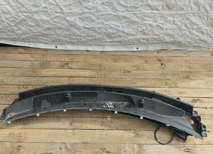 Podszybie plastikowe toyota yaris iv 4 uk 24R 55708-K0090 4