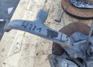 MERCEDES SKLASA W221 ZWROTNICA PIASTA WAHACZ TARCZA ZACISK PRAWY LEWY PRZÓD 9