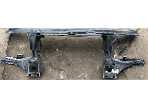 Pas przedni Range Rover LM L322 Vogue