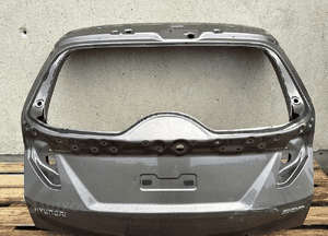 Klapa bagaznika tyl tylna hyundai tucson iv 4 2020- bardzo ladna 1