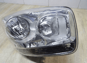 Kia venga 10- lampa przednia przód prawa 92102-1p000 2