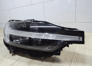VOLVO XC60 II LIFT lampa prawa przód  FULL LED 32342515 MID 2