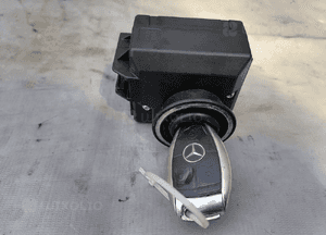 Stacyjka Mercedes C Klasa W204 2075450108 1