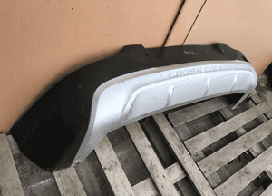 Zderzak tył tylny volvo XC40 cross country spojler 2
