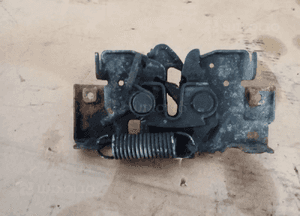 Zamek rygiel maski przód Mazda 6 2