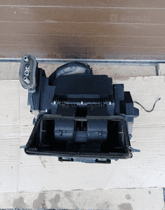 Nagrzewnica powietrza klimatyzacji Mercedes Vito 639 A6398302760KZ 7