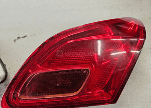 Opel Astra J 4 IV HB lampa tył tylna prawa lewa 2
