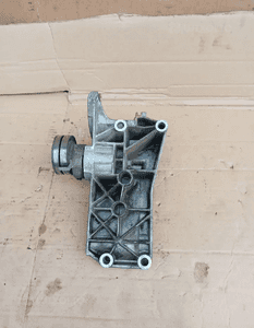 Łapa mocowanie alternatora VW Polo 6N2 1.0 MPI 032145169AB 4