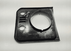 Ramka osłona maskownica lampy lewa land rover defender DHH100790 1999-2014 3