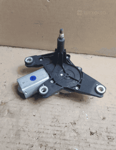 2011 NISSAN JUKE SILNIK WYCIERACZEK TYŁ W000018912 1