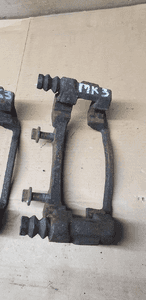 Jarzmo hamulca przód przednie Ford Mondeo MK3 3