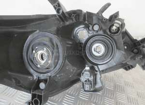Lampa przednia przód lewa toyota auris i lift 2009-2012 10