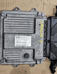 Lancia Ypsilon 2 II komputer sterownik silnika 55194016 1