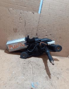 SILNICZEK WYCIERACZKI TYLNEJ FIAT PUNTO II LIFT HB 3