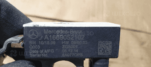 Klema minusowa akumulatora bezpiecznik Mercedes GL X166 W166 A1669052102 6