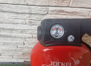 Gaśnica JOCKEL 1kg proszkowa ABC. BMW i MINI 2