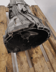 BMW 2.0 diesel oe 1089301077c SKRZYNIA BIEGÓW USZKODZONE MOCOWANIE GÓRNE 5
